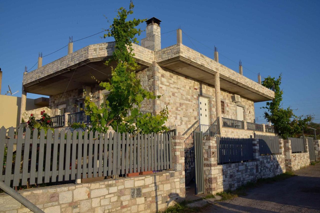 Stone Villa Corinth Экстерьер фото